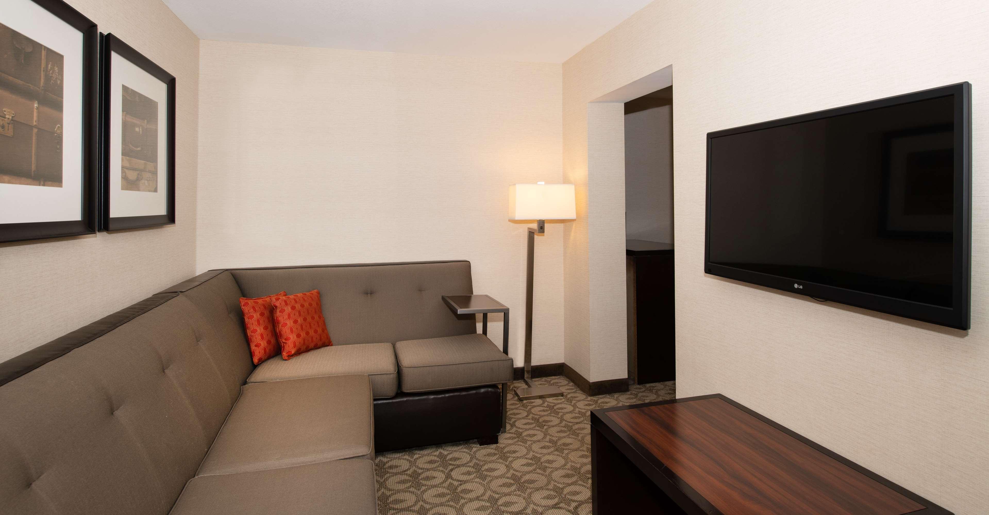 Doubletree Hotel & Suites Charleston Airport North Charleston Exterior foto